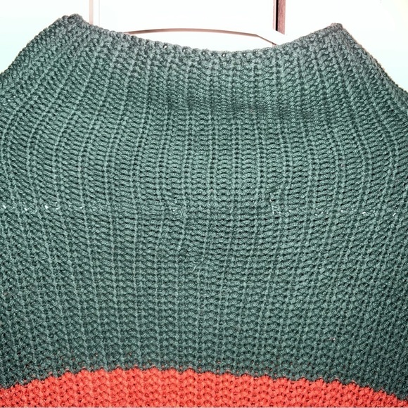 American Eagle Oversized Multicolor Striped Mock Neck Knit Sweater Size XS - Picture 10 of 12